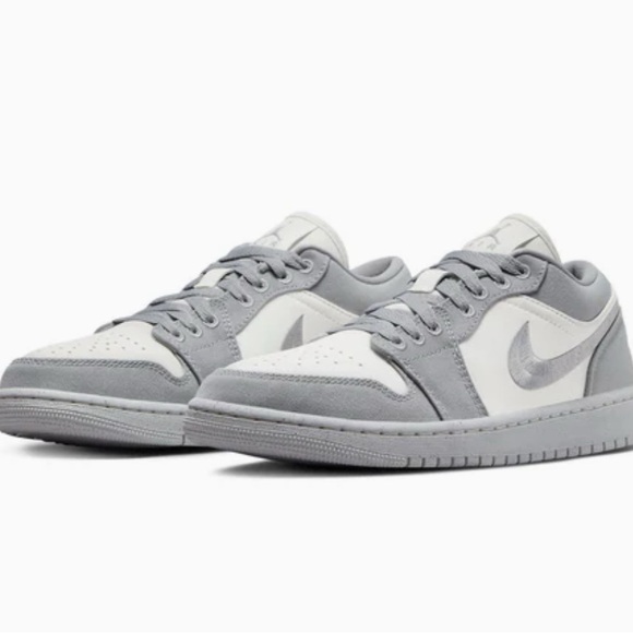 Air Jordan 1 low SE - Picture 3 of 9